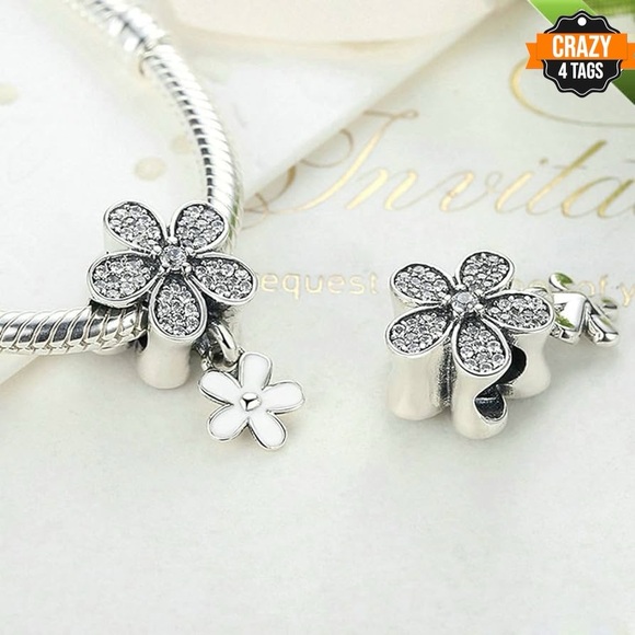 Dazzling Daisy Duo Charm - Picture 3 of 15